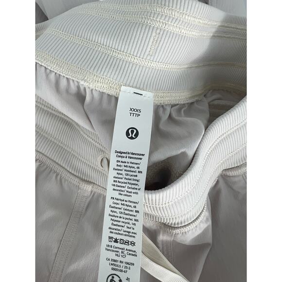 Lululemon Dance Studio Relaxed-Fit Mid-Rise Cargo Pant - Picture 7 of 10